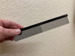 grooming comb with rounded tines